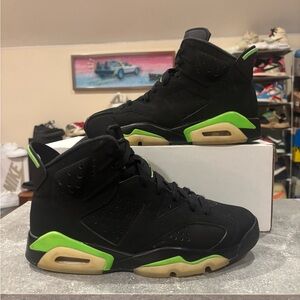 Jordan 6 size 8
